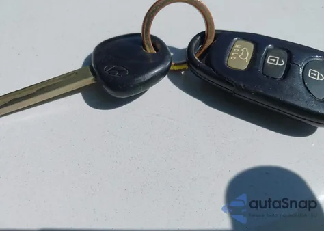 2014 Hyundai Veloster Base W/Black z USA, uszkodzony, nr VIN KMHTC6AD7EU198077